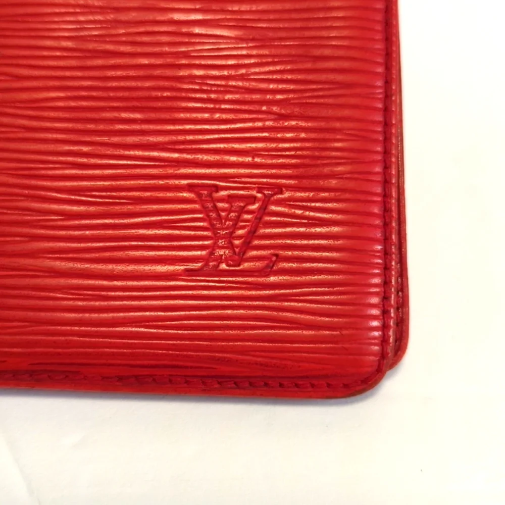 Louis Vuitton Scarlet Epi Leather Wallet - Picture 2 of 14